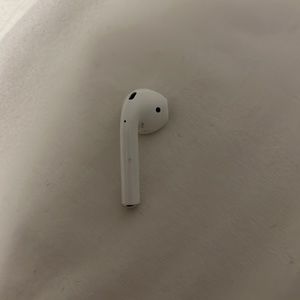 right second gen airpod